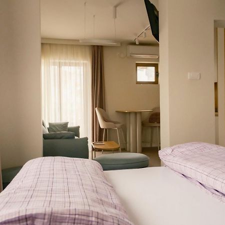 Apartmani Barbara Budva Buitenkant foto