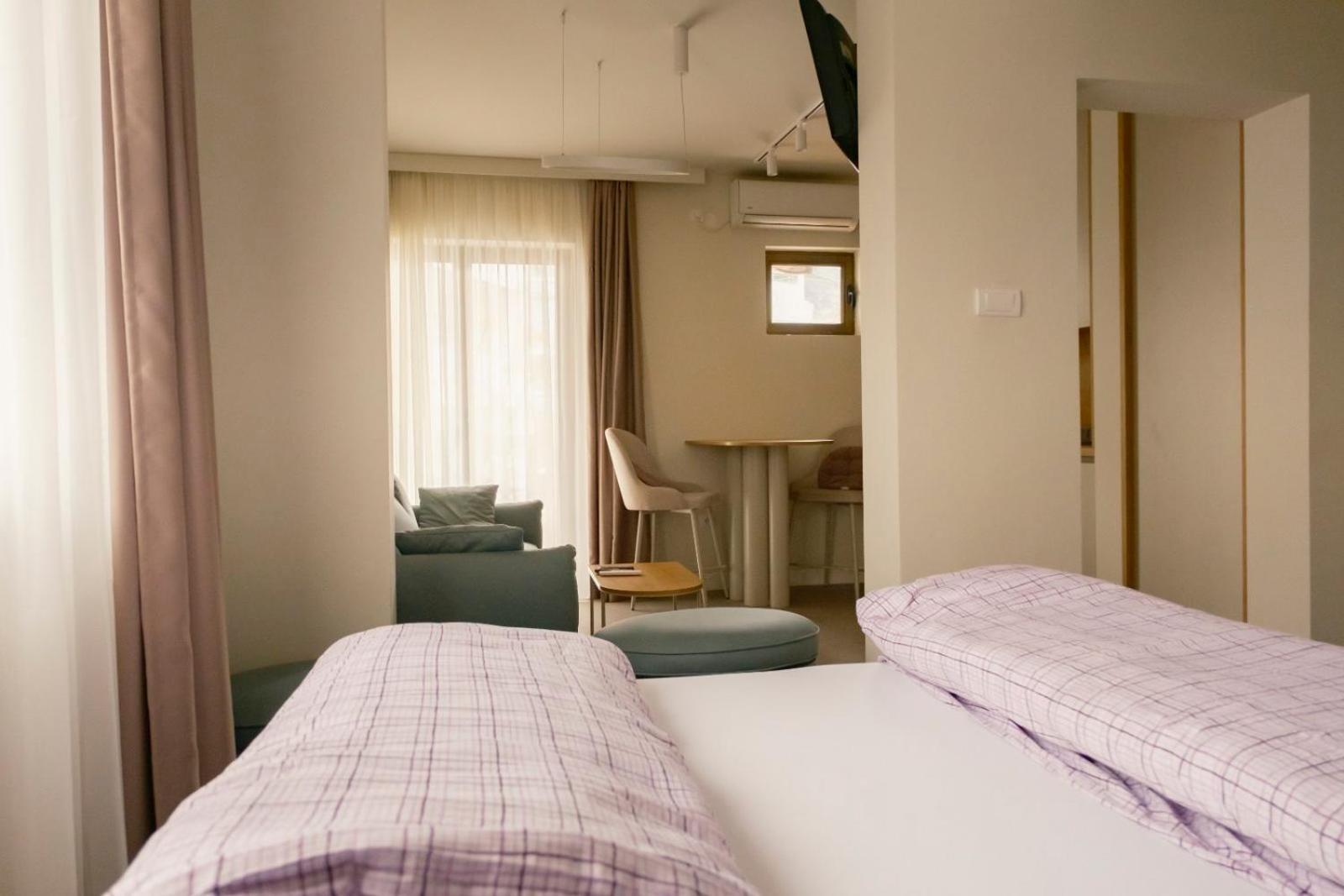 Apartmani Barbara Budva Buitenkant foto